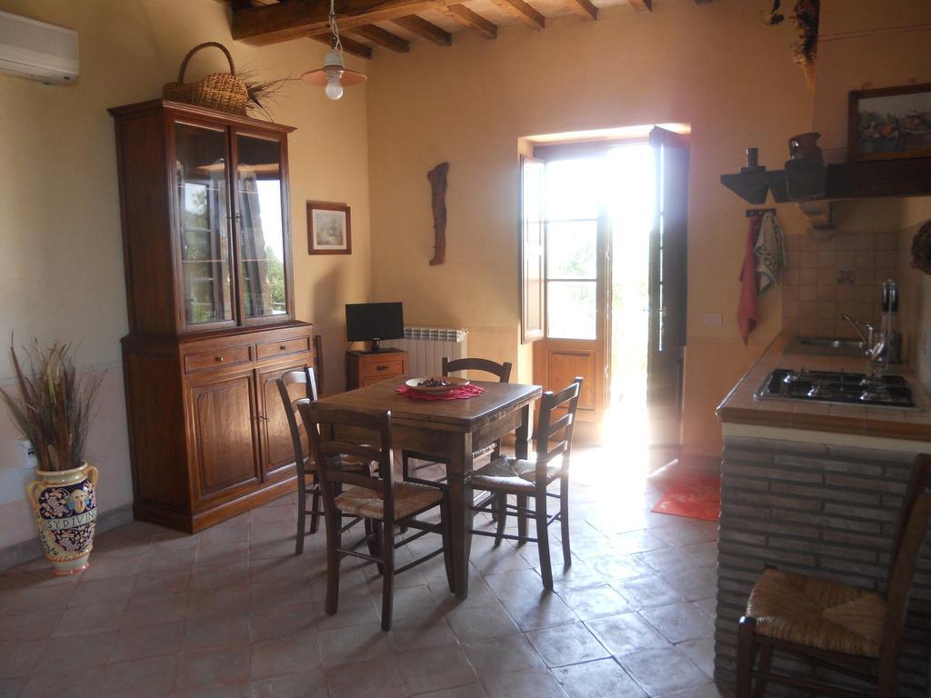 Agriturismo Tenuta Roccaccia Pitigliano Esterno foto