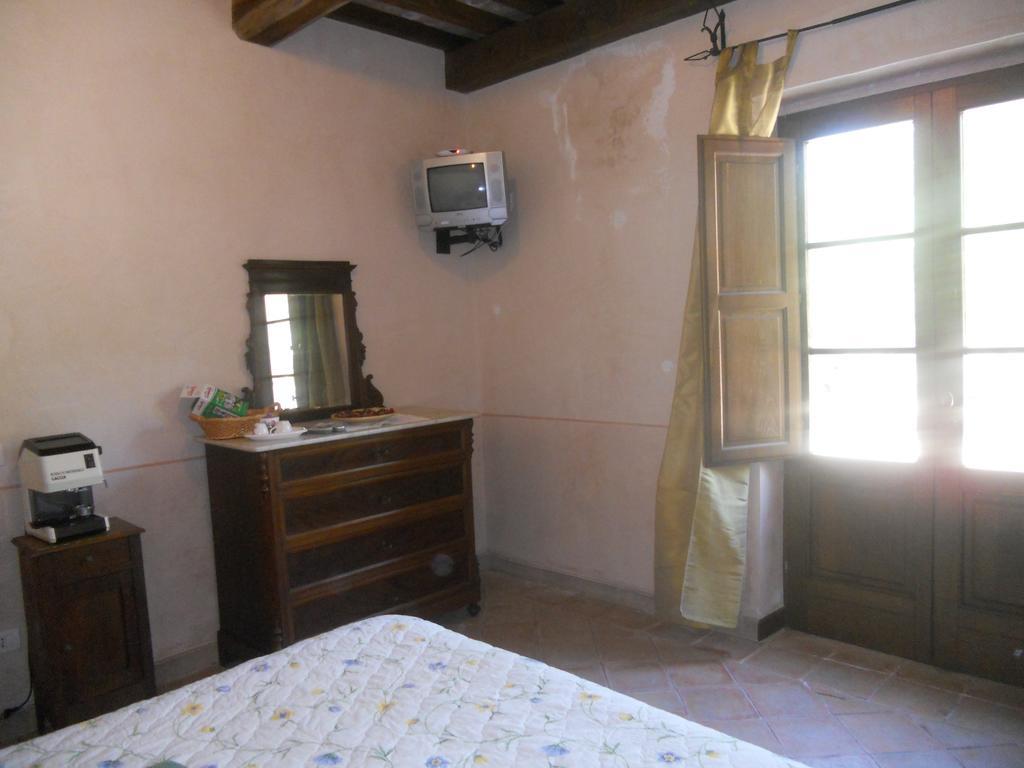 Agriturismo Tenuta Roccaccia Pitigliano Esterno foto
