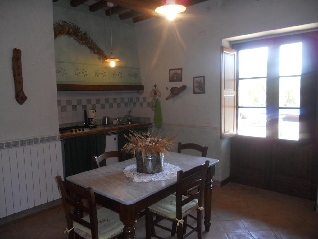 Agriturismo Tenuta Roccaccia Pitigliano Esterno foto